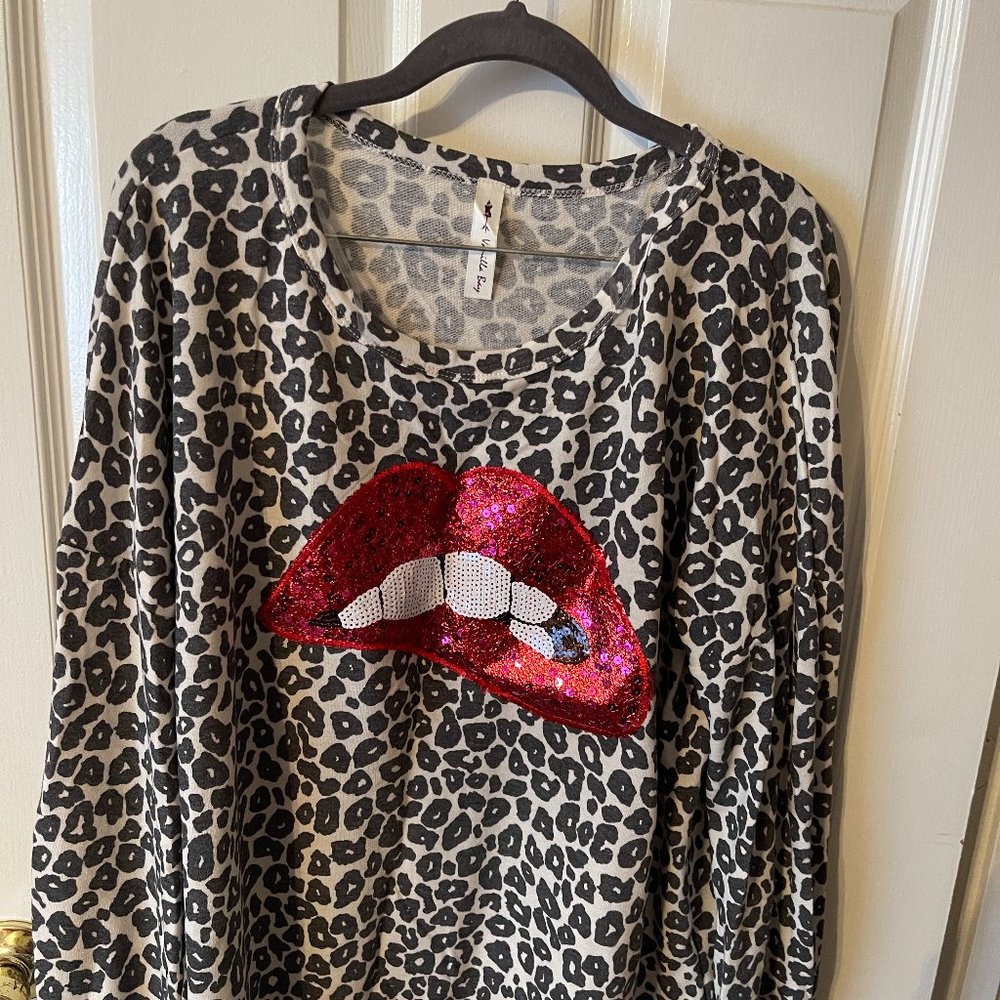 Leopard Lips Top